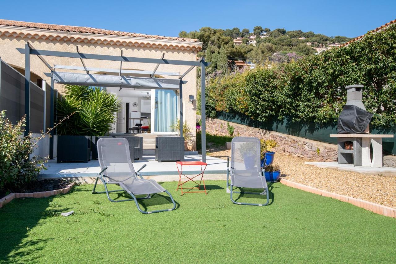Face A La Mer Superbe Villa Terrasse Barbecue Le Pradet ガイヤック エクステリア 写真