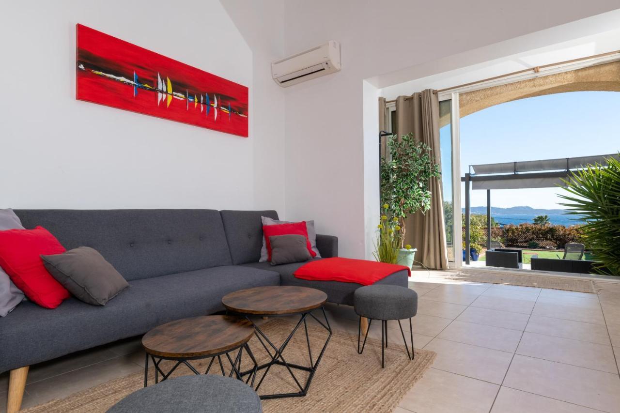 Face A La Mer Superbe Villa Terrasse Barbecue Le Pradet ガイヤック エクステリア 写真